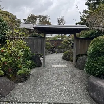仙郷桜別邸奥の樹々