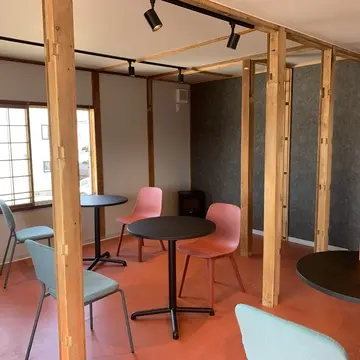 2Fのイートインスペース