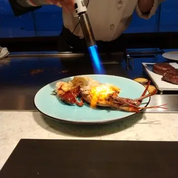 伊勢エビのグラタン