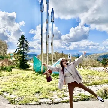 中山峠のアスパラのモニュメント