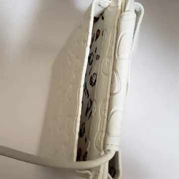 ショルダーバッグ