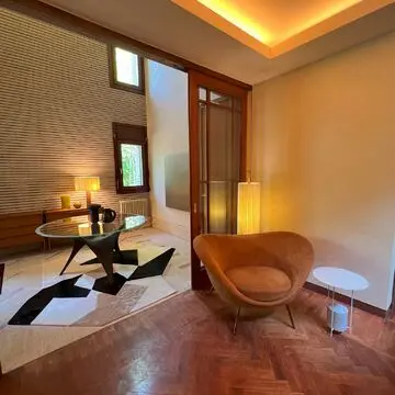 ジオ・ポンティのチェア「D.154.2」などの名作家具