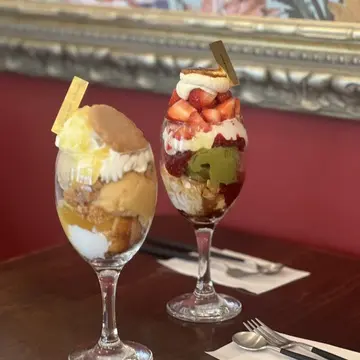 名古屋カフェ　エクラJマダム