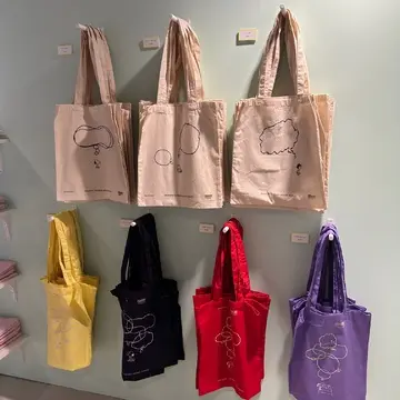 スヌーピーは、今日も語る。トートバッグ