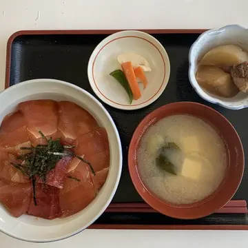 まるよし食堂　三崎　マグロ