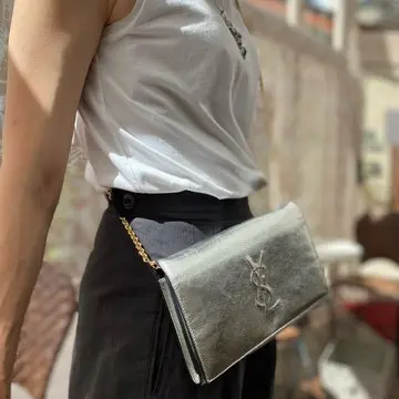YSLポシェット