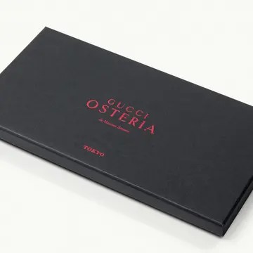 銀座　手土産「グッチ オステリア ダ マッシモ ボットゥーラ トウキョウ」の『タブレットチョコレート』パッケージ