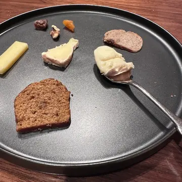 フランス産チーズ持ち合わせ