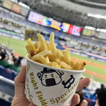 かわいいカップのポテト