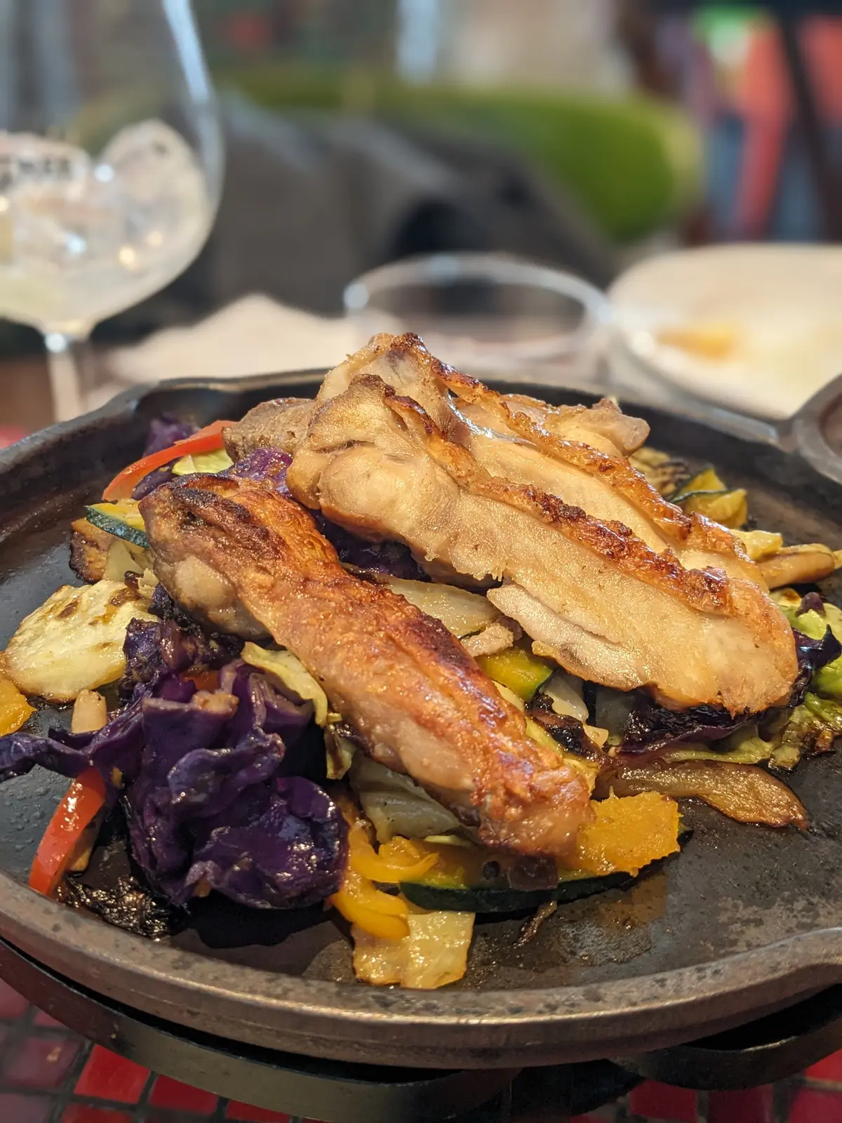 私の大好物のチキンファヒータ