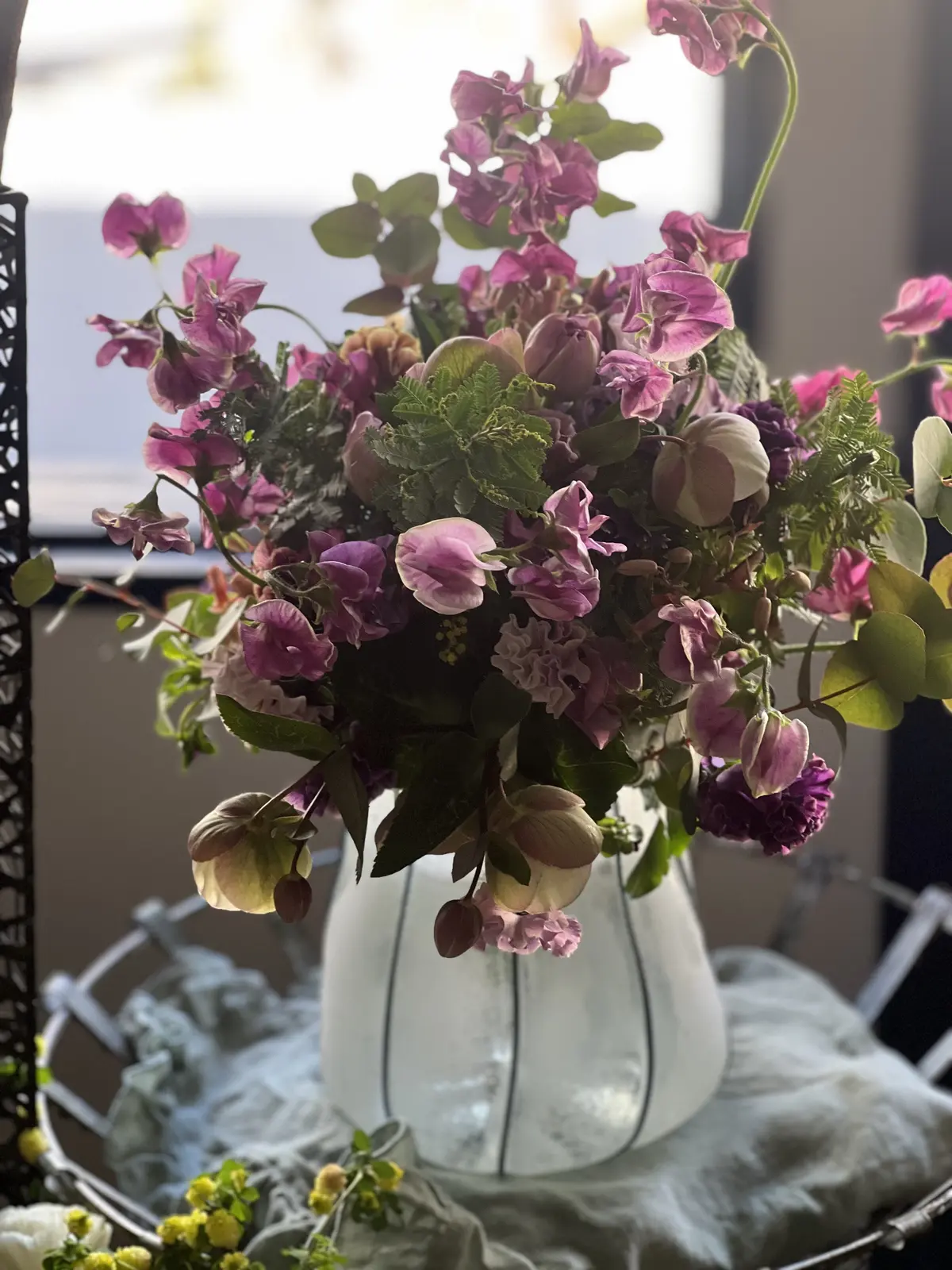 今月はパンジー、チューリップのブーケ