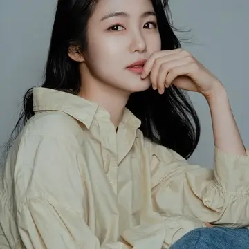 「濁流」のシン・イェウン