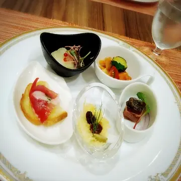 グランドニッコー東京台場「ガーデンダイニング」ビュッフェ前菜