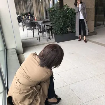 チェックのコートでランチに♡の画像_3