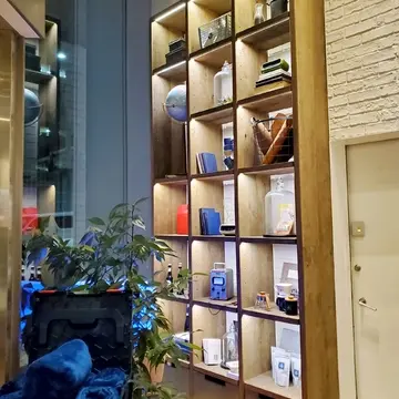 工具店らしいディスプレイもお洒落です。