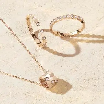 「ビー マイ ラブ」コレクション ハニカムペンダントPG