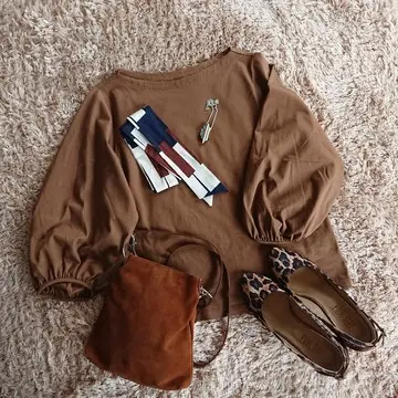 最旬カラーコーデの画像_3