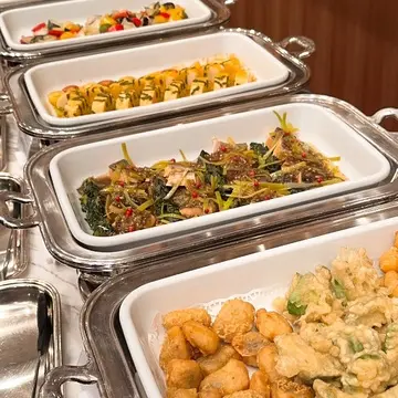 ザストリングス表参道会場内のお料理