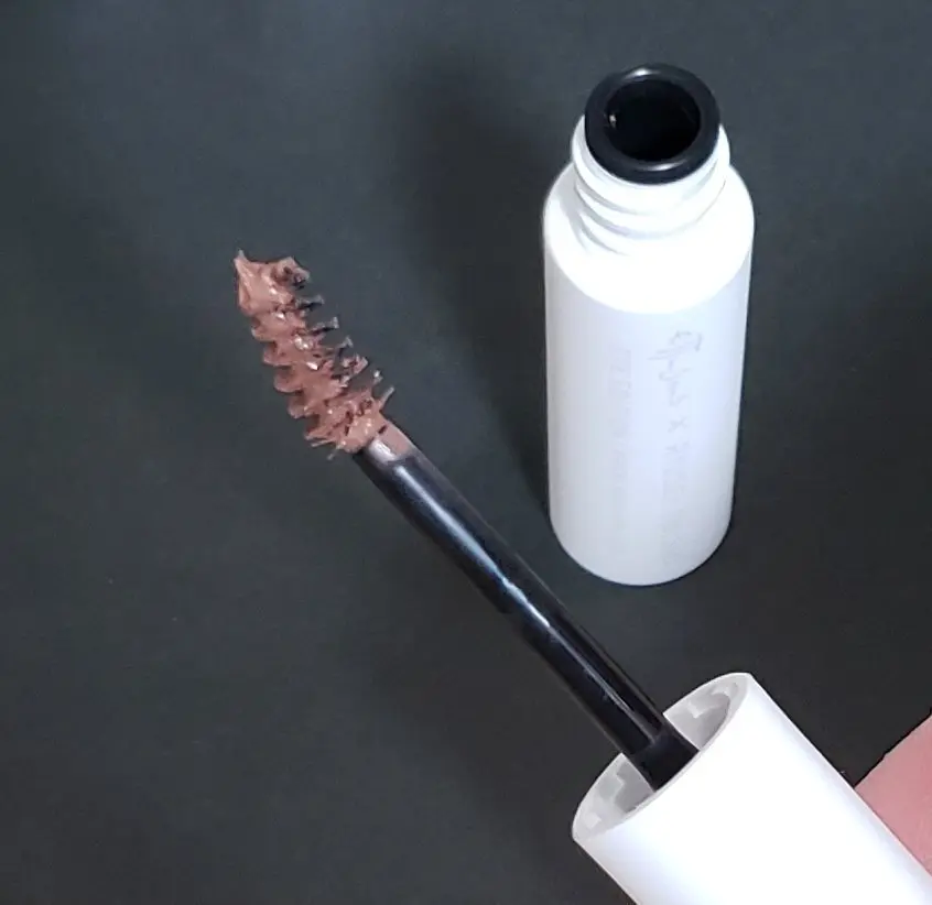 ブロウマスカラ