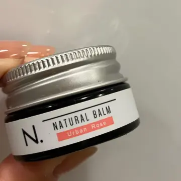 N. Nドット　ワンピース：MOUSSY ショート　ショートヘア　ひし形ショートレイヤー　アラフィフヘア　アラフィフショート　グリーン　ワンピースコーデ　moussy