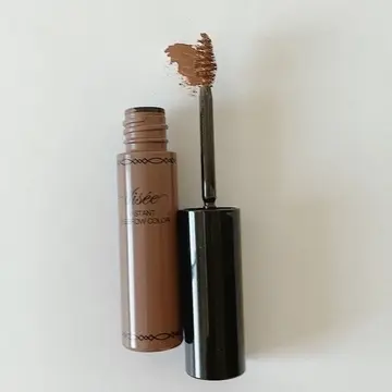 ボリュームのなさ、白髪…。エクラ世代の眉の画像_4