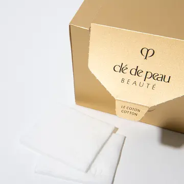 クレ･ド･ポー　ボーテのコットンはシルク製で肌に負担が少ない