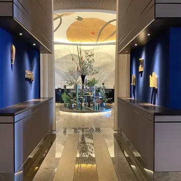 フォーシーズンズホテル大手町39階「THE LOUNGE」エントランス