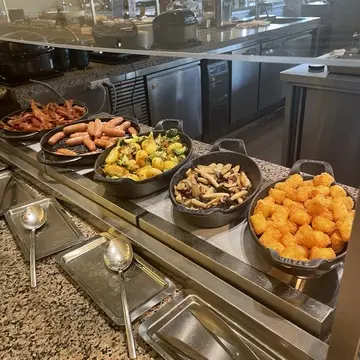 ハイアットリージェンシー箱根のビュッフェスタイルの朝食風景