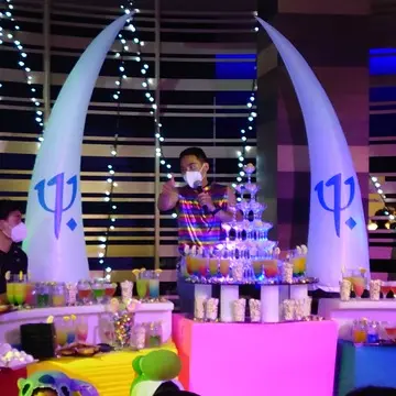 シャンパンタワー