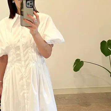 白いワンピース