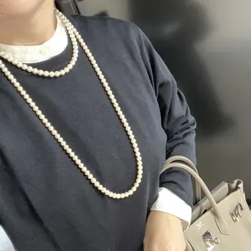 ユニクロのメリノクルーネックセーター