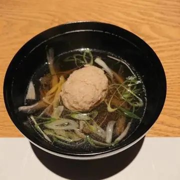 お椀 軟骨入り鶏つくね 九条葱 柚子