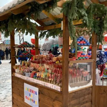 赤の広場のクリスマスマーケット