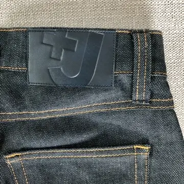 UNIQLO +J セルビッジデニム　バックラペル
