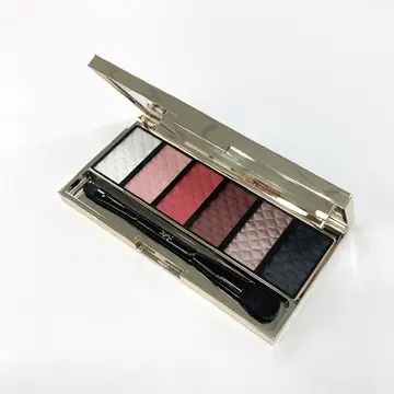 イヴ•サンローランの6色アイパレット