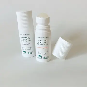 アイシャドウのヨレやにじみを解消してくれる、トムフォードビューティのアイベース