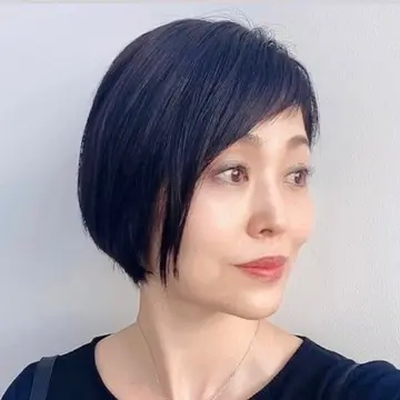 大人のショートヘア