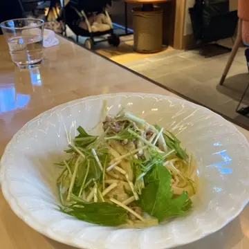 豚肉のラグークリームソース