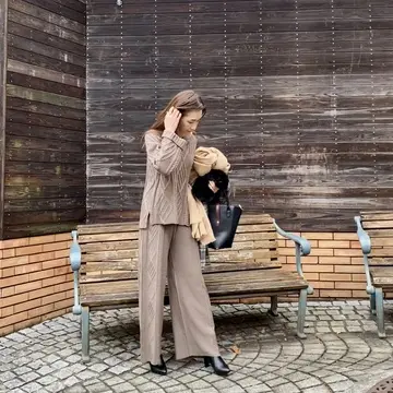 ニットセットアップ