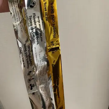 テープにもツアーロゴが