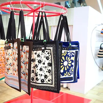 【MARNI】バンダナトート　24,200円
