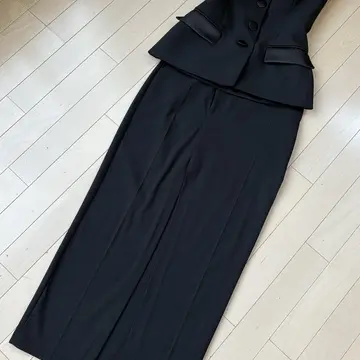 セットアップ　ZARA ザラ　ブラックコーデ　ロングタイトスカート