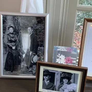 尾崎行雄と妻テオドアの写真