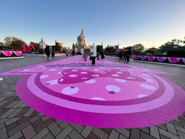 水玉のカーペット