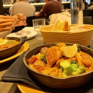 ランチに食べたインドの家庭料理「Sabzi」