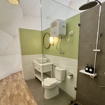 テントのバストイレ