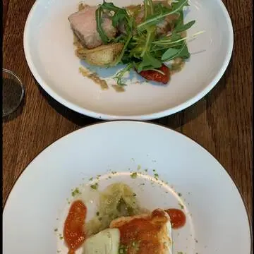 真鯛のトマト西京味噌焼き
国産豚肉のロースト