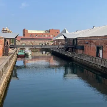 函館　センチュリーマリーナ函館　函館山　コナン　jマダム  金森赤レンガ倉庫　
函館山ロープウェイ　百万ドルの夜景　セコマ　セイコーマート　函館朝食ビュッフェ　　函館ザンギ堂　旧函館区公会堂