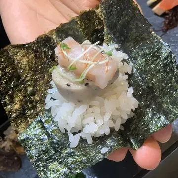 京都　ランチ　手織り寿司　AWOMB烏丸本店