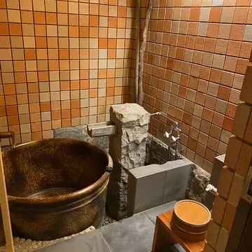 内風呂もレトロで可愛い